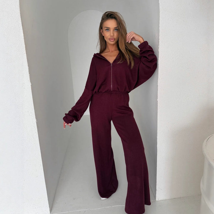 Kvinnors loungekläder set med lös passform och modern hoodie Mirla-Eva Jonsson