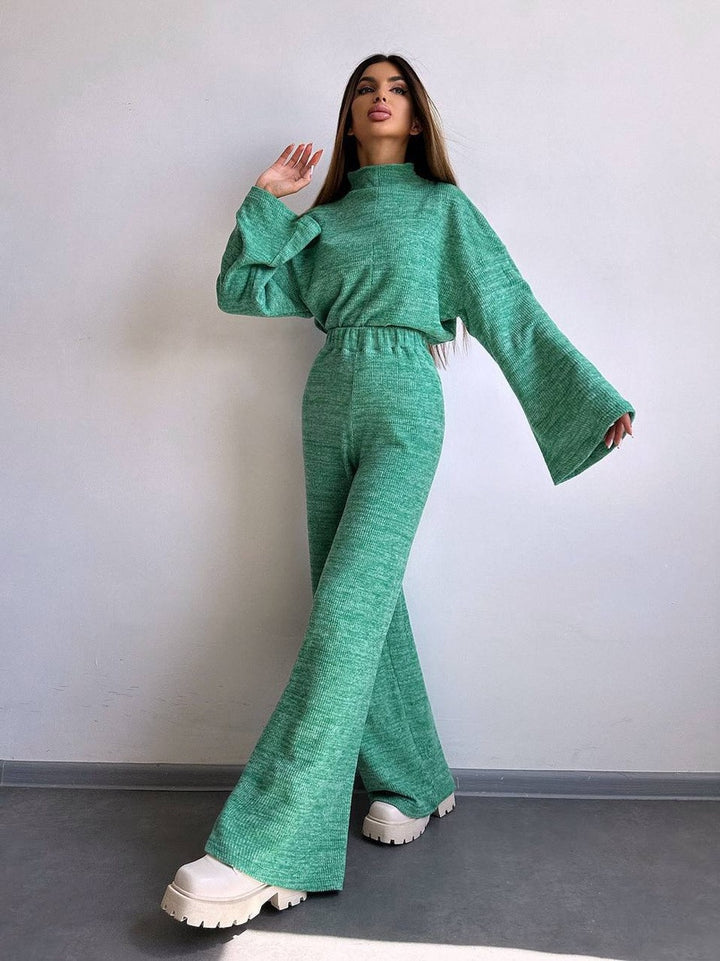 Kvinnors loungewear-set med lös passform och modern ribbdesign-Eva Jonsson