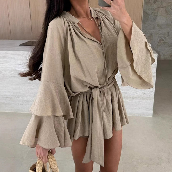 Kvinnors luftiga kaftan topp med vida ärmar och midjebälte Mirla-Eva Jonsson