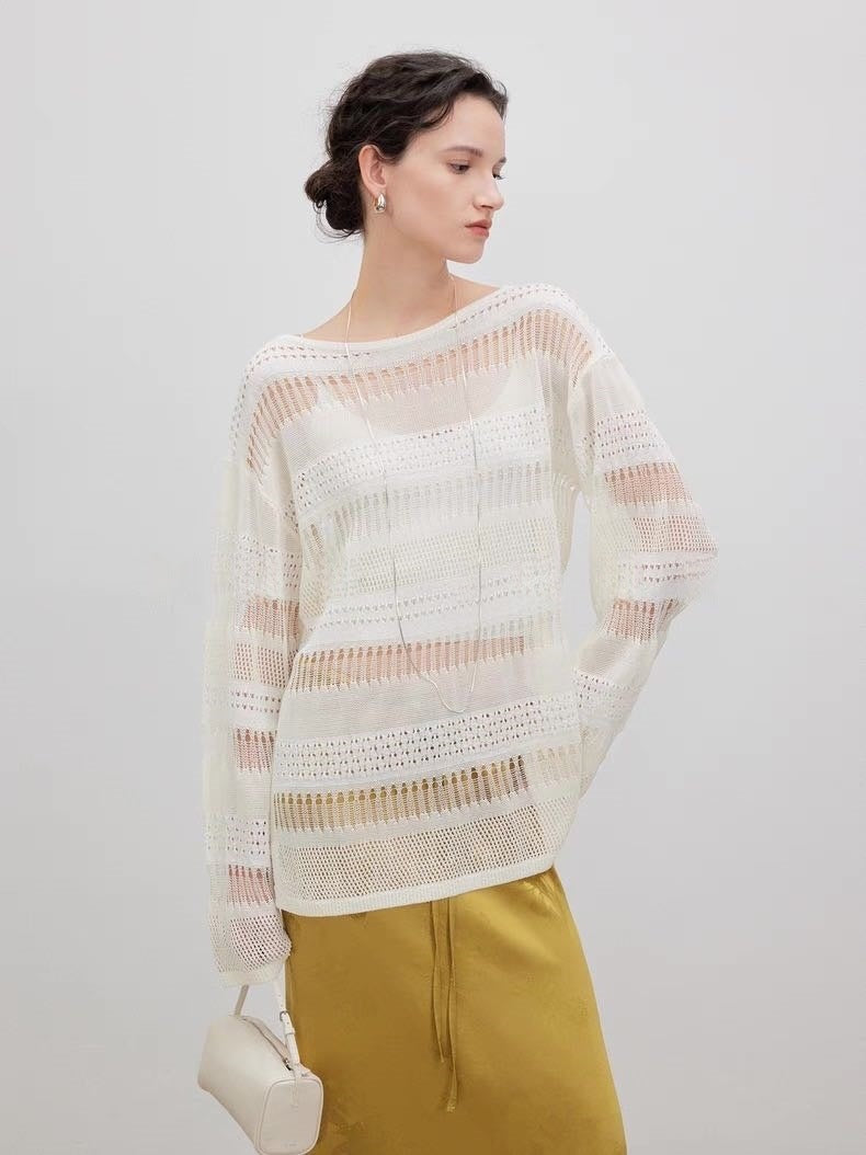 Kvinnors luftiga stickade pullover med trendigt spetsmönster Mirla-Eva Jonsson