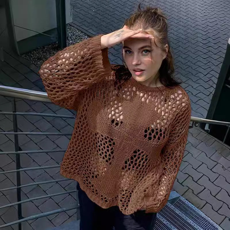 Kvinnors luftiga stickade tröja med öppen nätdesign Mirla-Eva Jonsson