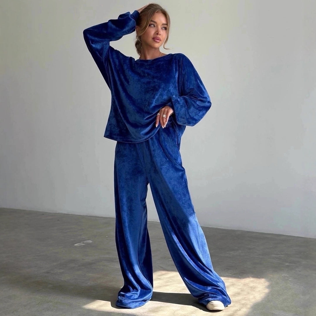 Kvinnors lyxiga velour träningsdräkt med hög midja och vida ben Mirla-Eva Jonsson
