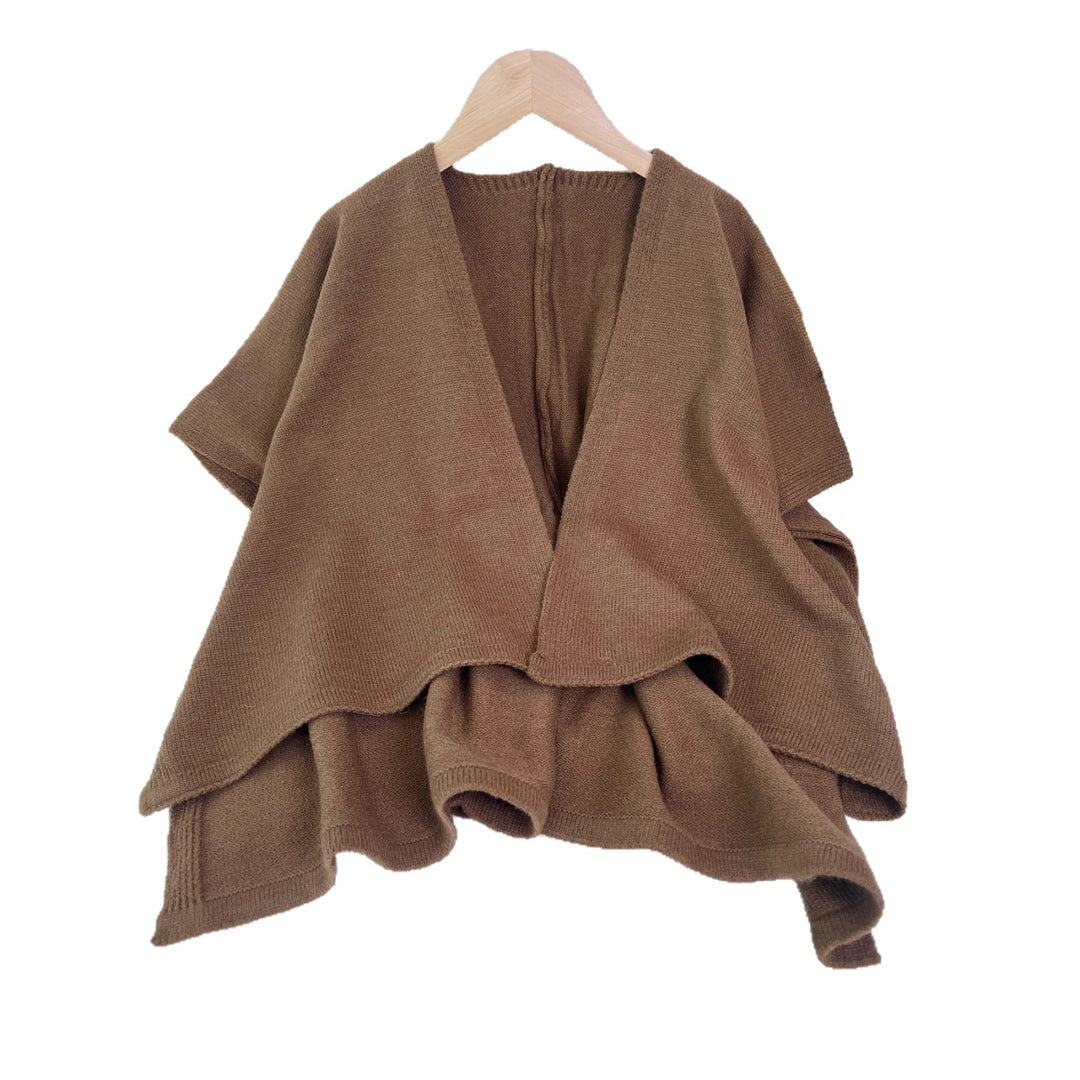 Kvinnors mångsidiga cardigan med asymmetrisk skärning och djup V-hals Mirla-Eva Jonsson