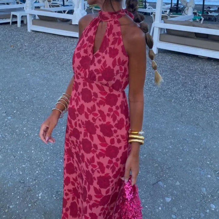 Kvinnors maxiklänning med blommig chiffong och elegant krage Mirla-Eva Jonsson
