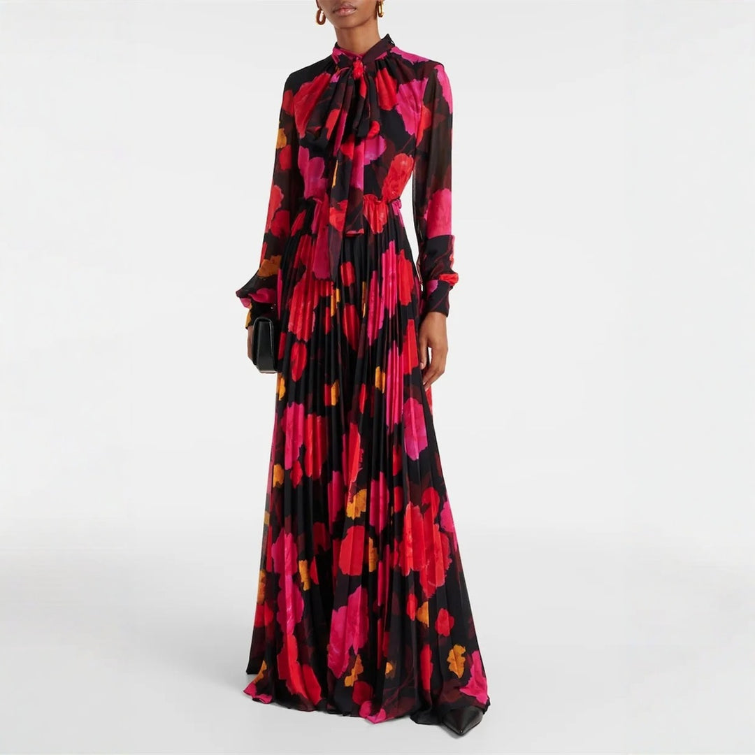 Kvinnors maxiklänning med chic blommönster och elegant ståkrage Mirla-Eva Jonsson