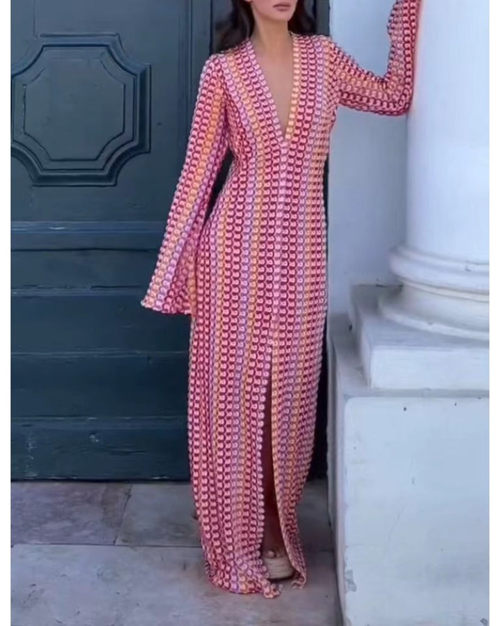 Kvinnors maxiklänning med djup V-ringning och eleganta trumpetsärmar-Eva Jonsson
