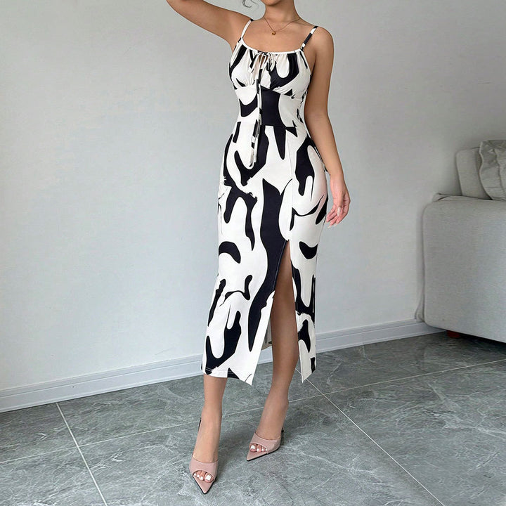 Kvinnors maxiklänning med elegant draperingdesign och sidoslits Mirla-Eva Jonsson