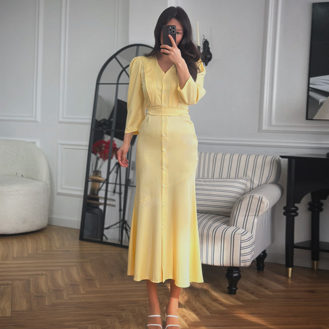 Kvinnors maxiklänning med knapplist och eleganta puffärmar-Eva Jonsson