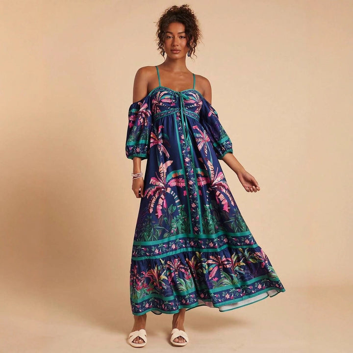 Kvinnors maxiklänning med off-shoulder design och tropisk tryck Mirla-Eva Jonsson