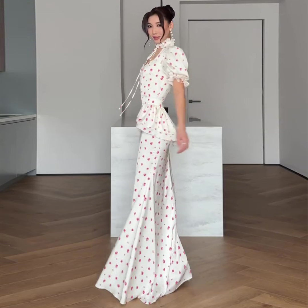 Kvinnors maxiklänning med romantisk puffärm design och lekfull volang nederkant-Eva Jonsson