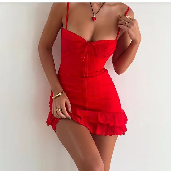 Kvinnors mini klänning med volangslits och justerbara band Mirla-Eva Jonsson