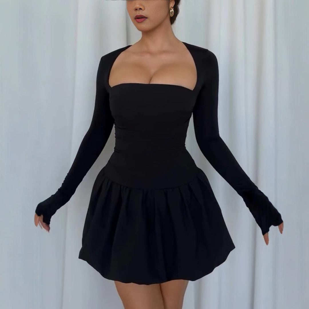 Kvinnors miniklänning med off-shoulder design och lång ärm Mirla-Eva Jonsson