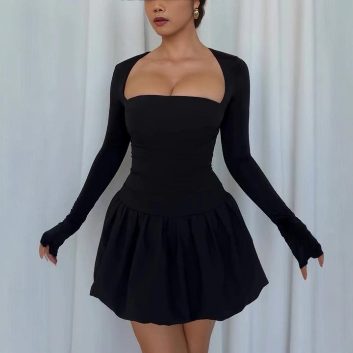 Kvinnors miniklänning med off-shoulder design och lång ärm Mirla-Eva Jonsson