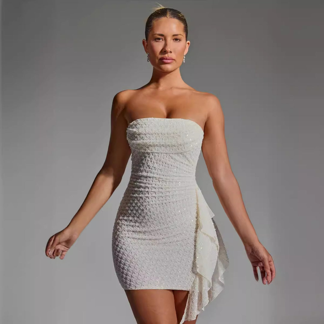 Kvinnors miniklänning med rynkad bodice och elegant drapering Mirla-Eva Jonsson