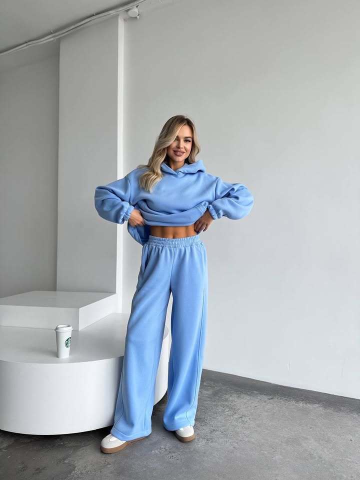 Kvinnors mjuka fleece hoodie och lösa joggingsbyxor set Mirla-Eva Jonsson