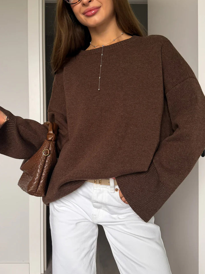 Kvinnors mjuka oversized tröja med klassiska sömmar och lös passform Mirla-Eva Jonsson