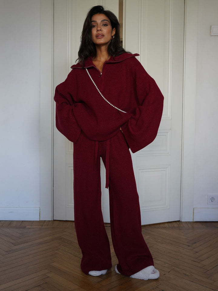 Kvinnors mjuka stickade kostym med trendig oversized passform Mirla-Eva Jonsson