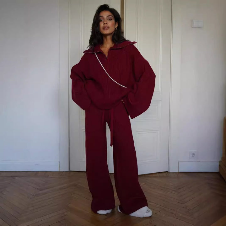 Kvinnors mjuka stickade kostym med trendig oversized passform Mirla-Eva Jonsson