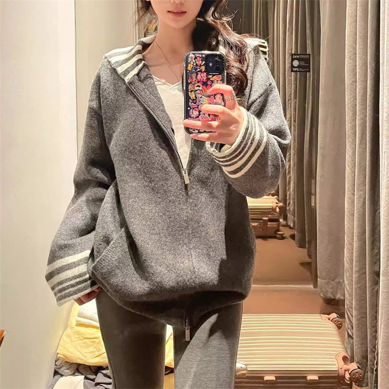 Kvinnors mode avslappnad cardigan med randiga ärmmanchetter Mirla-Eva Jonsson