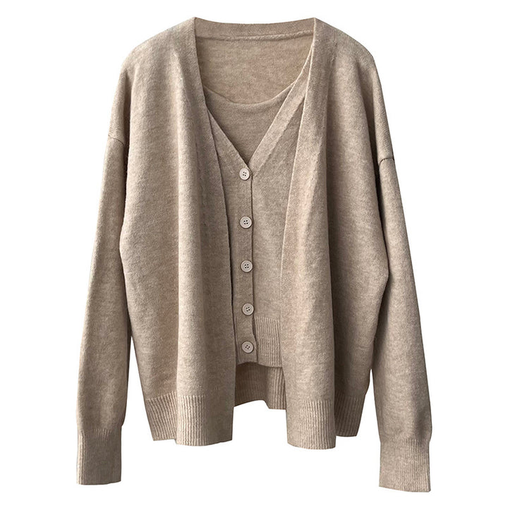 Kvinnors mode cardigan med V-hals och knäppning Mirla-Eva Jonsson