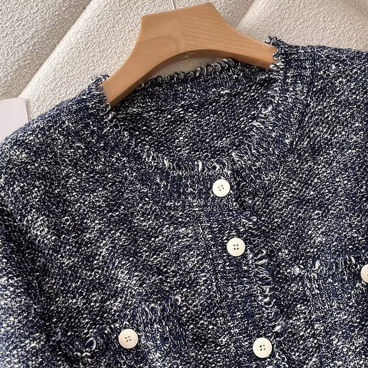 Kvinnors mode cardigan med knapplist och praktiska fickor Mirla-Eva Jonsson