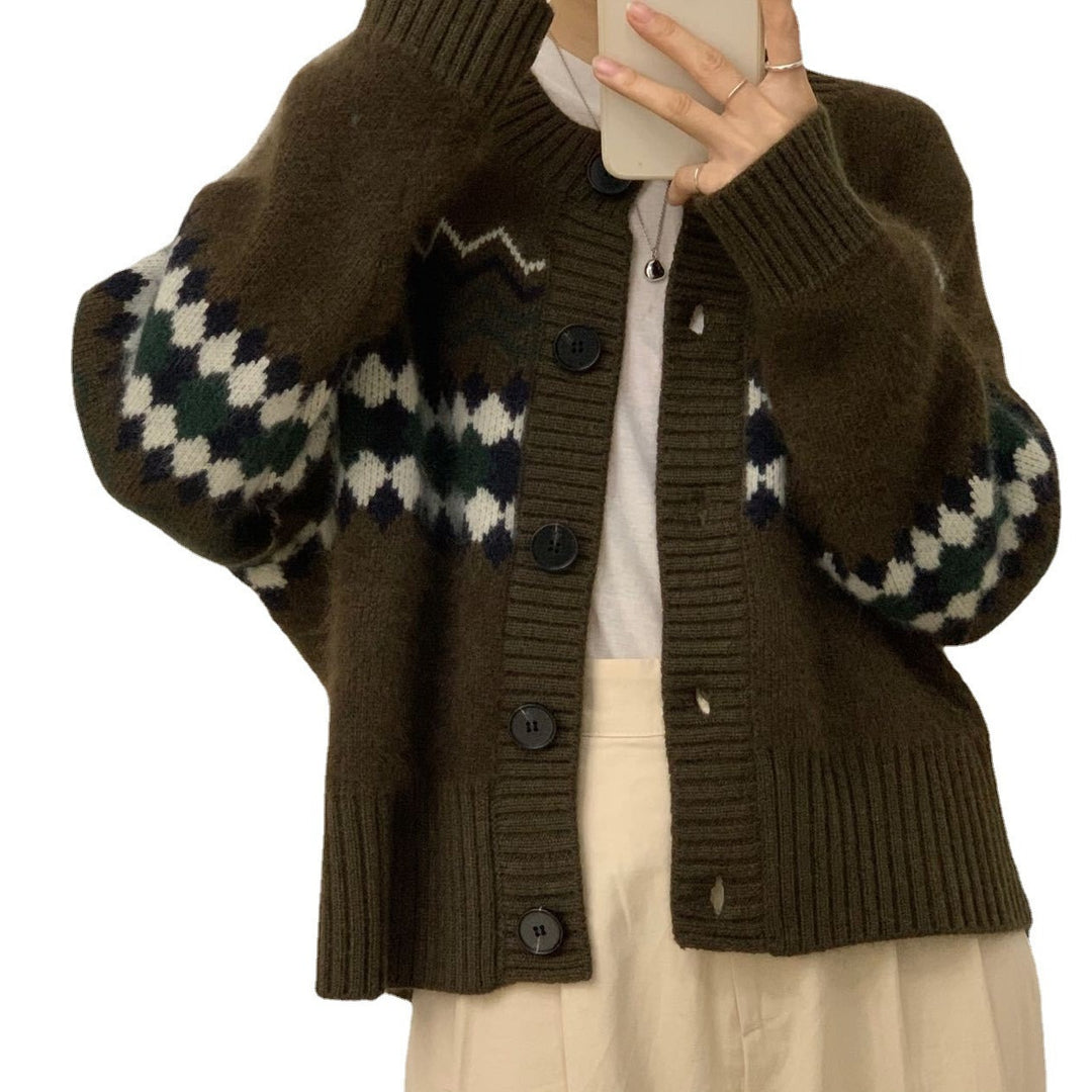 Kvinnors mode cardigan med slående jacquard mönster Mirla-Eva Jonsson