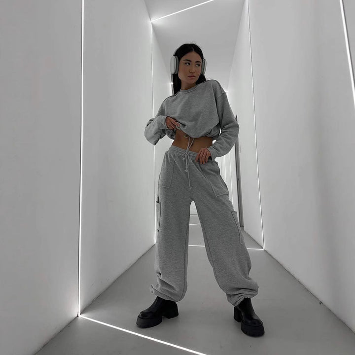 Kvinnors mode crop sweatshirt med justerbar nederkant Mirla-Eva Jonsson