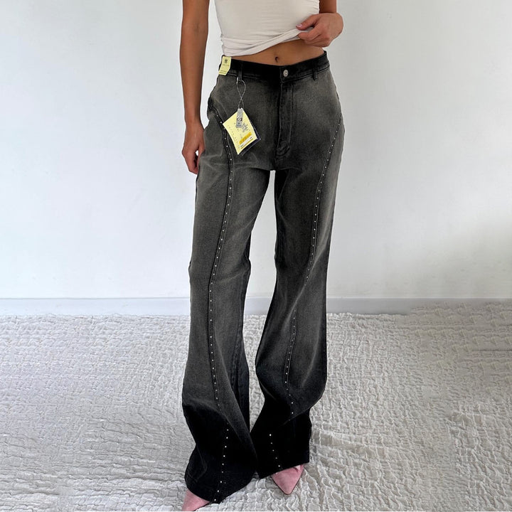 Kvinnors mode hög midjejeans med nitar dekor Mirla-Eva Jonsson