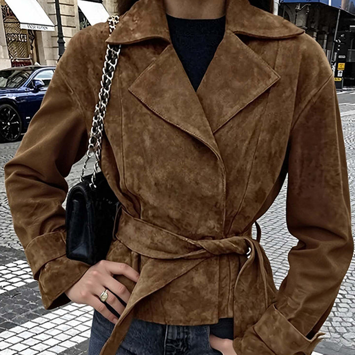 Kvinnors mode mockajacka med bälte och lyxig komfort Mirla-Eva Jonsson