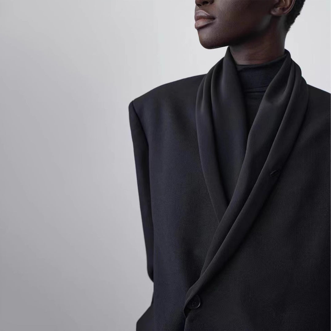 Kvinnors mode oversize blazer med draperad framsida Mirla-Eva Jonsson