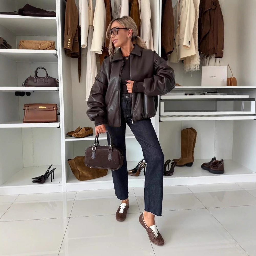 Kvinnors mode oversized läderjacka med djup krage och dragkedja Mirla-Eva Jonsson
