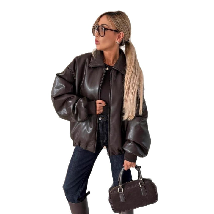 Kvinnors mode oversized läderjacka med djup krage och dragkedja Mirla-Eva Jonsson