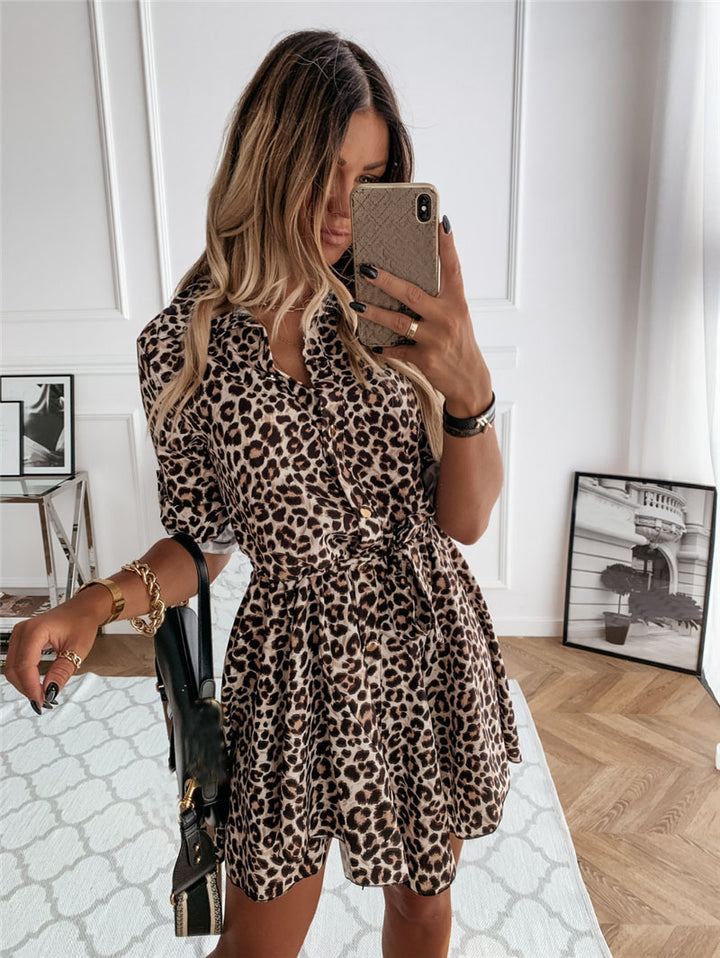 Kvinnors mode skjortklänning med geometriskt mönster och justerbar knut Eva Jonsson-Eva Jonsson
