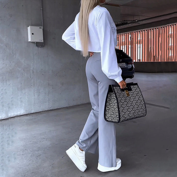 Kvinnors modecrop skjorta jacka med stiliga fickor och elegant passform-Eva Jonsson