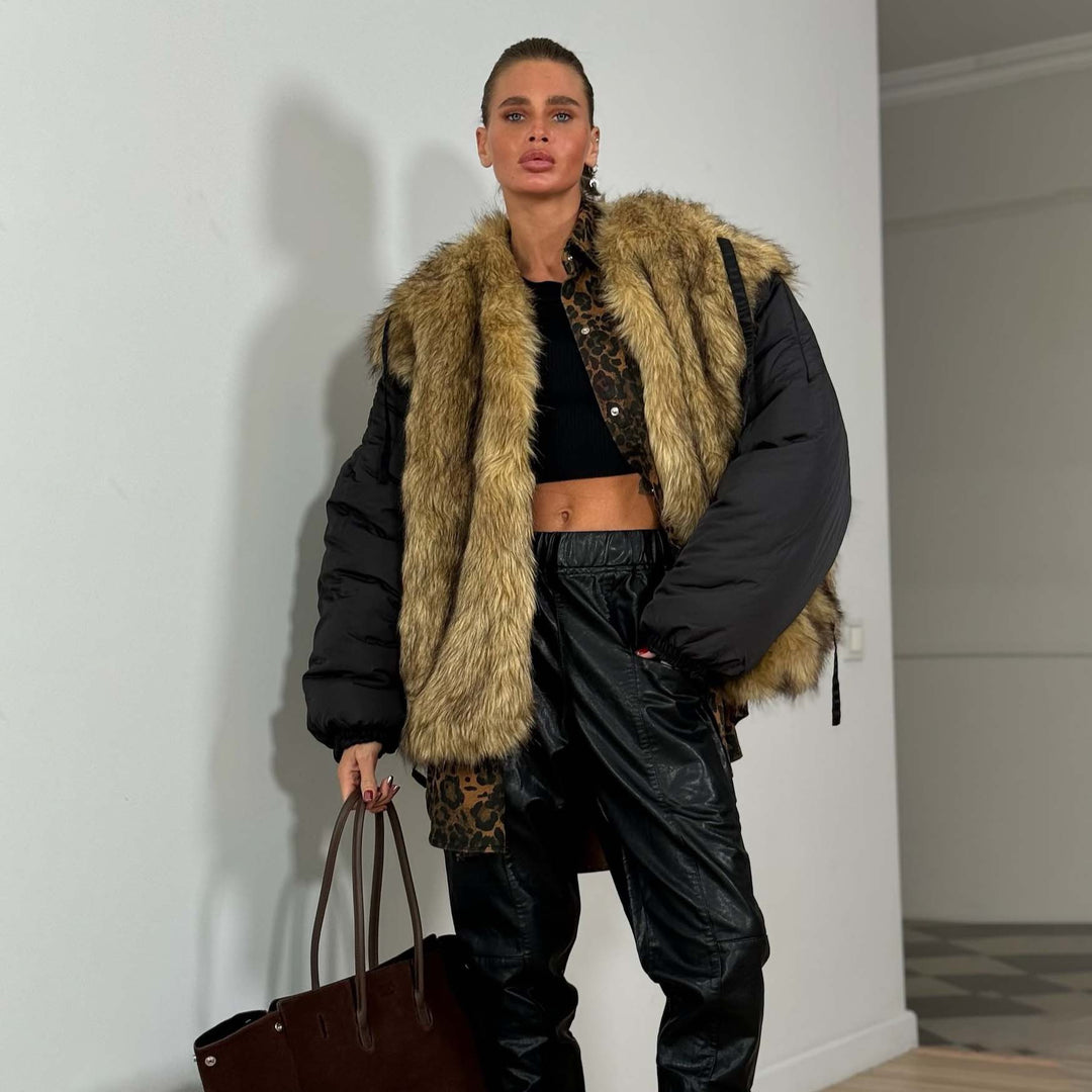 Kvinnors modejacka med fuskpälskrage Mirla-Eva Jonsson