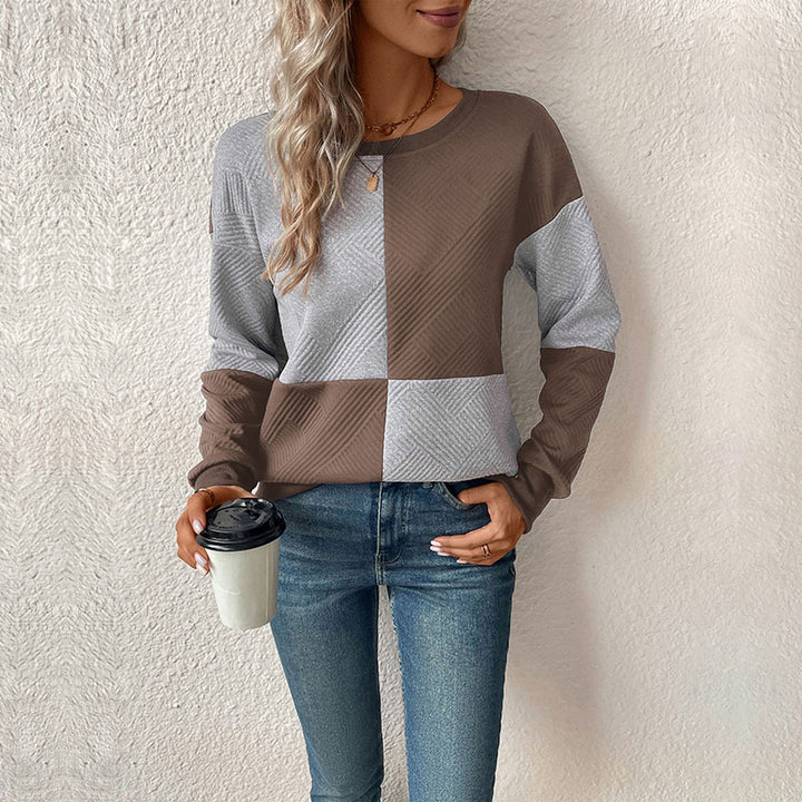 Kvinnors modemedvetna sweatshirt med blockrandigt mönster och rund hals Mirla-Eva Jonsson