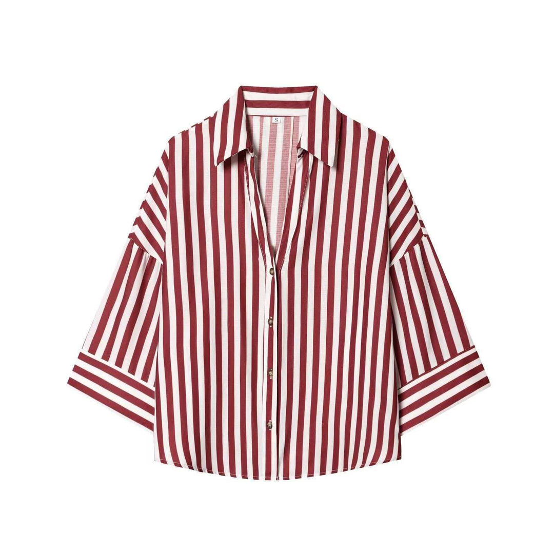 Kvinnors modern randig blus med oversized skärning Mirla-Eva Jonsson