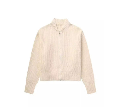 Kvinnors moderna cardigan med voluminösa ärmar och dragkedja Mirla-Eva Jonsson
