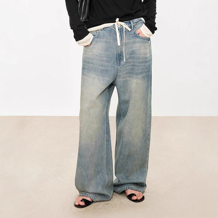 Kvinnors moderna, vida jeans med hög midja Mirla-Eva Jonsson