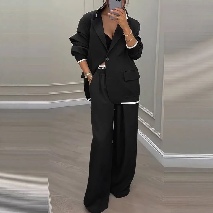 Kvinnors modiga oversized blazer-set med eleganta kostymbyxor Mirla-Eva Jonsson