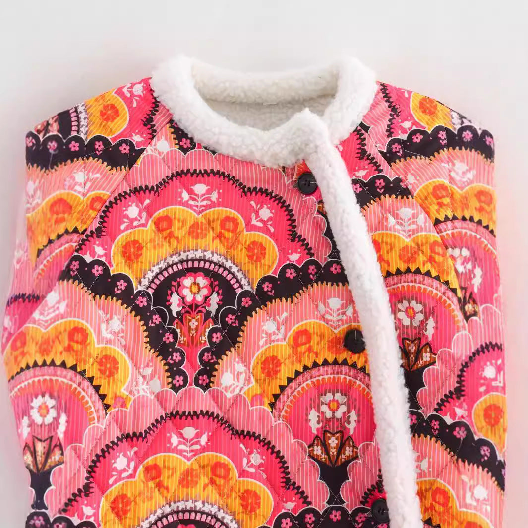 Kvinnors mönstrad jacka med mjuk teddyfoder och romantisk design Mirla-Eva Jonsson