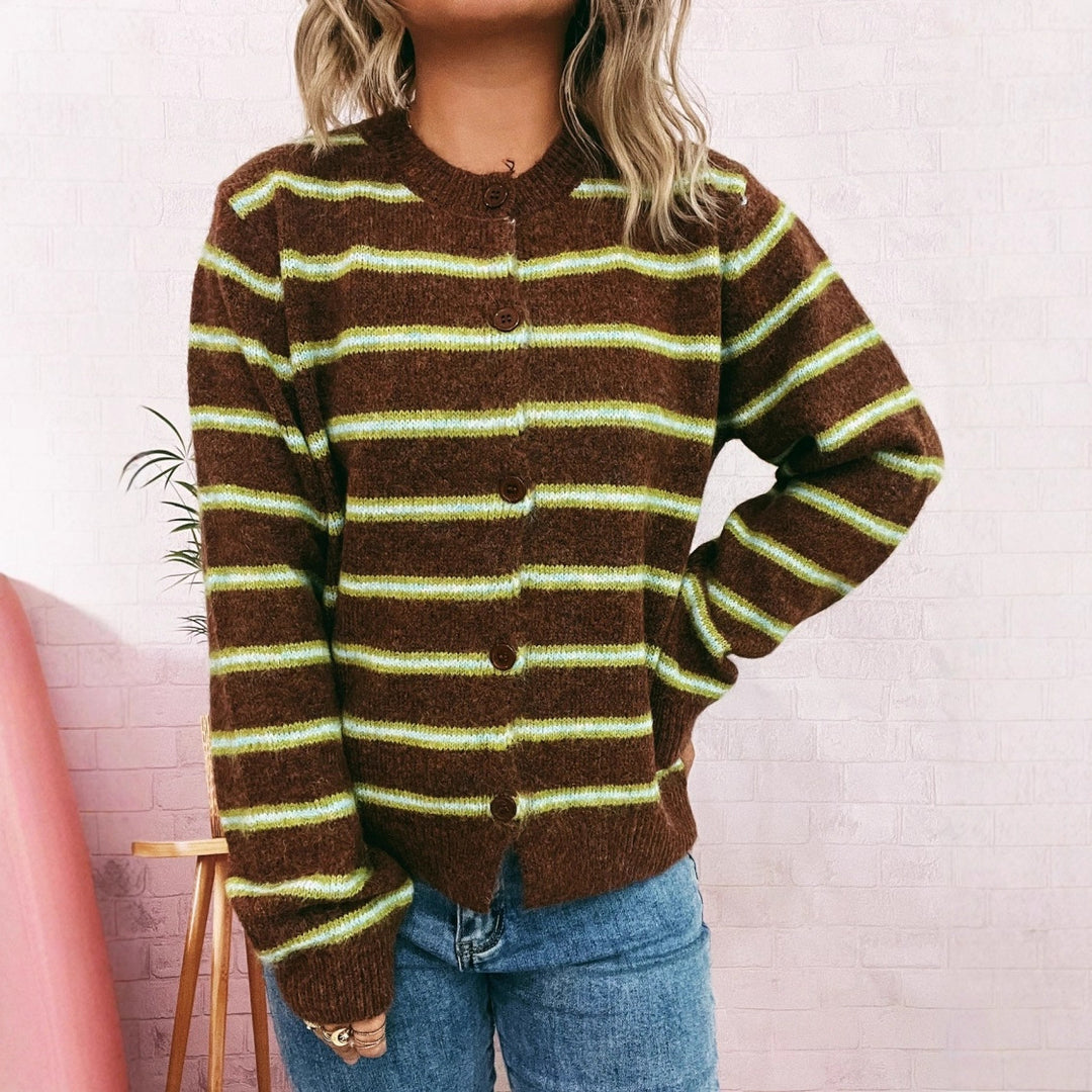 Kvinnors mysiga cardigan med moderna ränder Mirla-Eva Jonsson