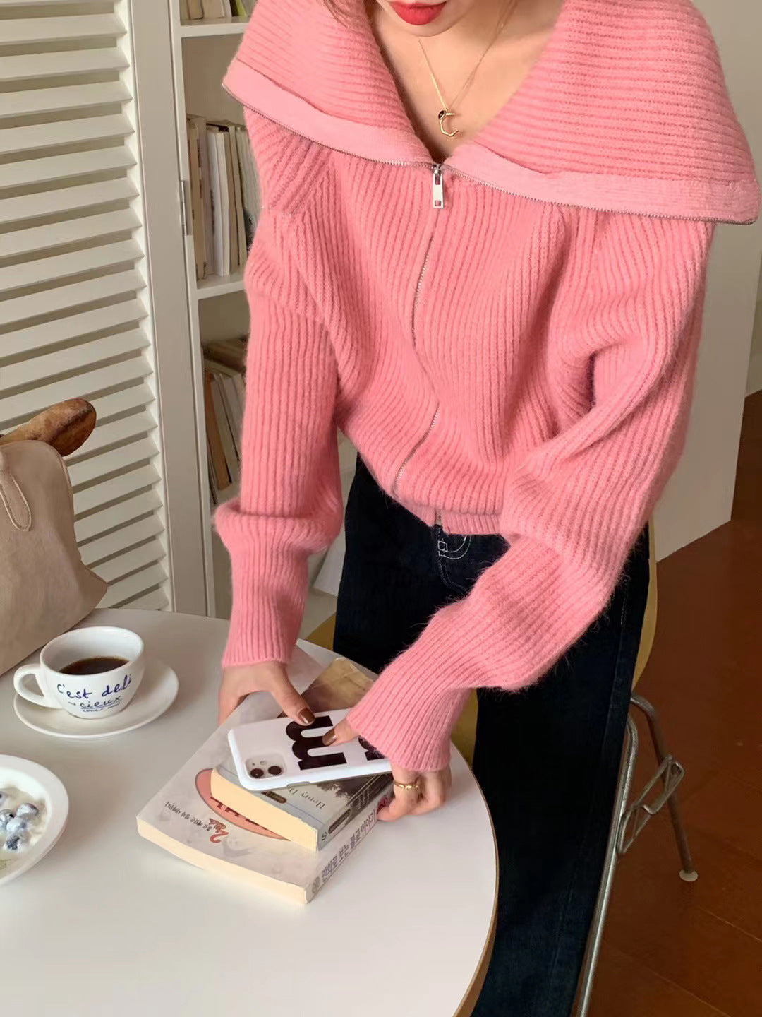 Kvinnors mysiga cardigan med öppen framsida och stiligt krage Mirla-Eva Jonsson