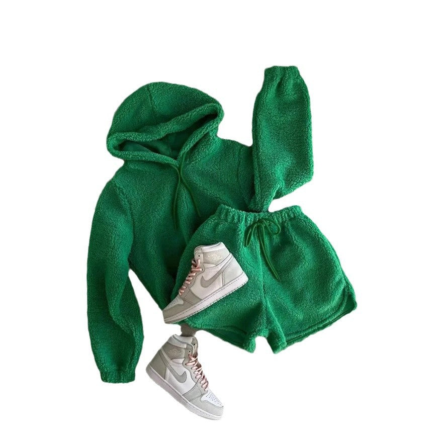 Kvinnors mysiga fleece hoodie och shorts set Mirla-Eva Jonsson