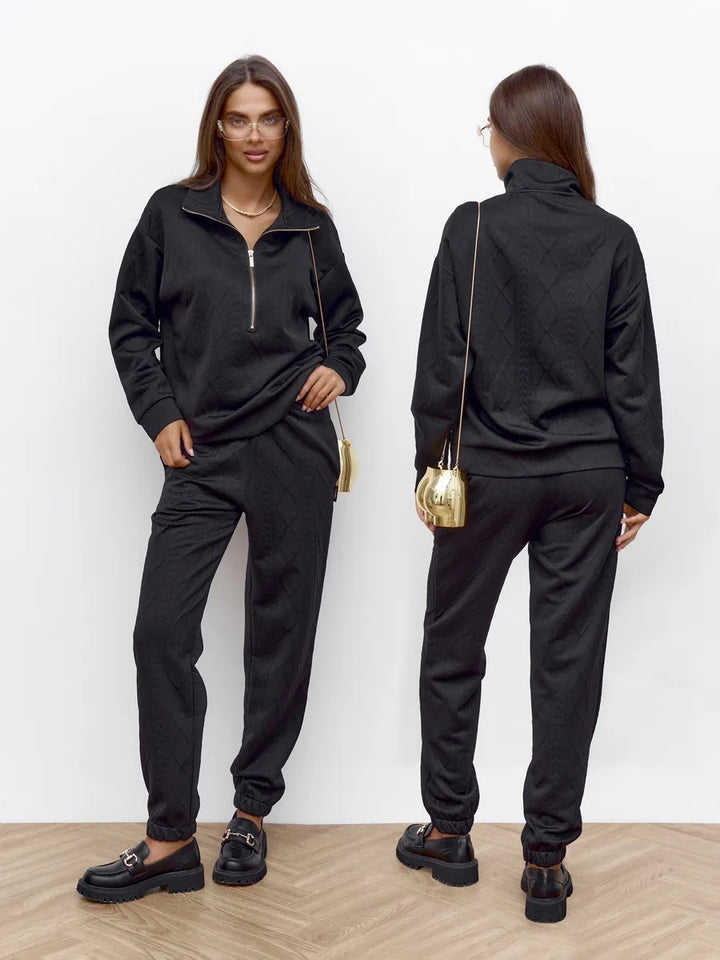 Kvinnors mysiga fleece lounge set med dragkedja och ribbad struktur Mirla-Eva Jonsson