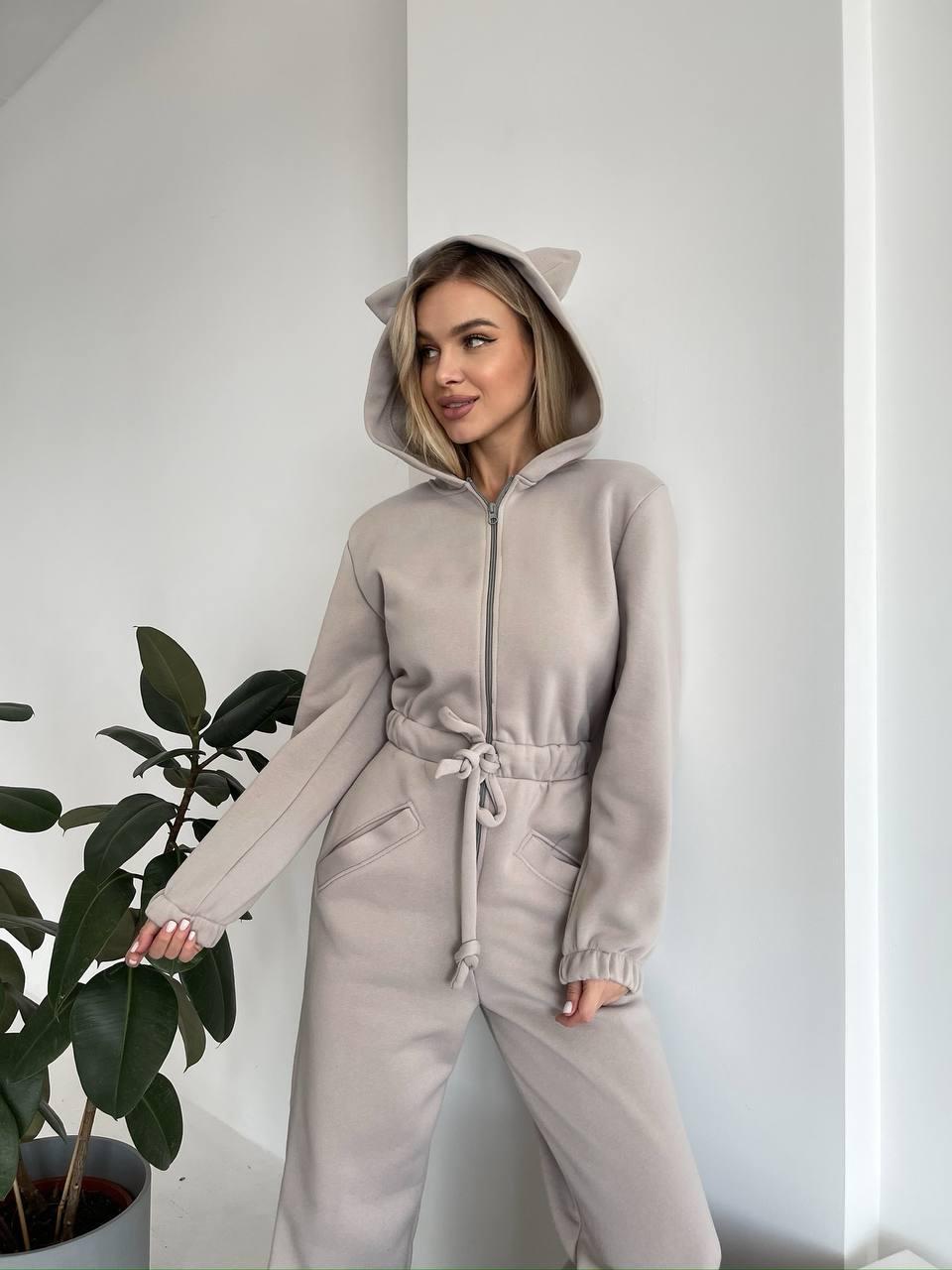 Kvinnors mysiga fleeceoverall med huva och söta öron Mirla-Eva Jonsson