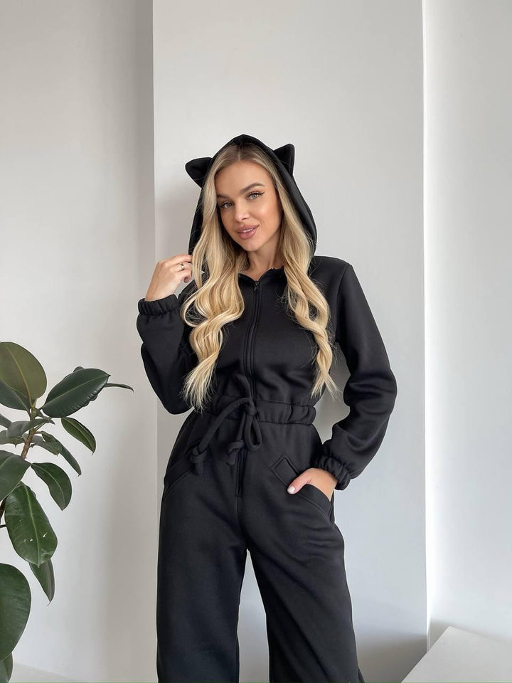 Kvinnors mysiga fleeceoverall med huva och söta öron Mirla-Eva Jonsson