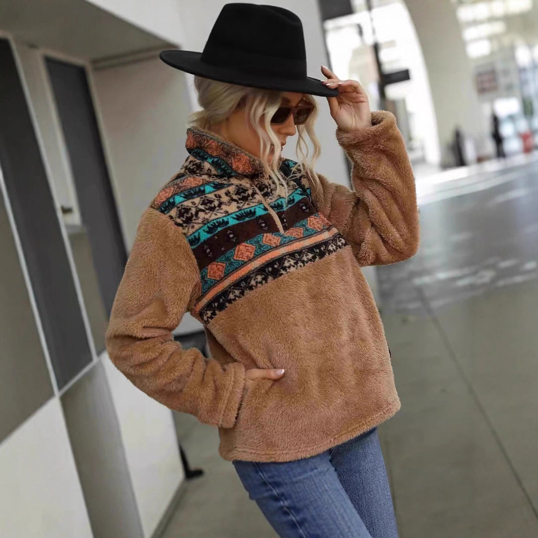 Kvinnors mysiga fleecepullover med fashionabel dragkedja och färgdesign Mirla-Eva Jonsson