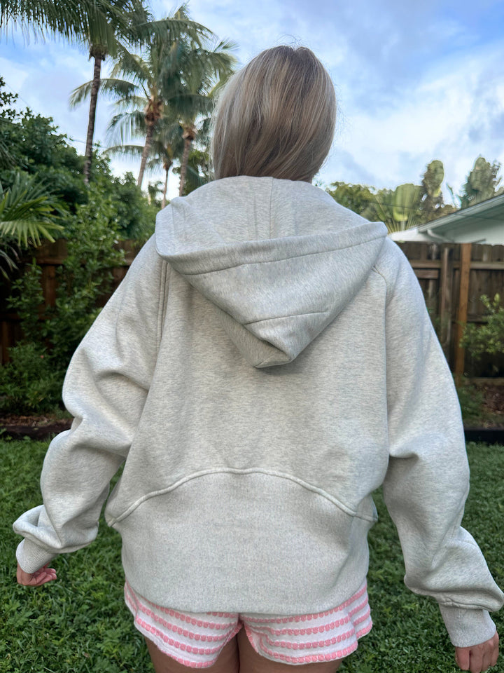 Kvinnors mysiga hoodie med dragkedja Mirla-Eva Jonsson