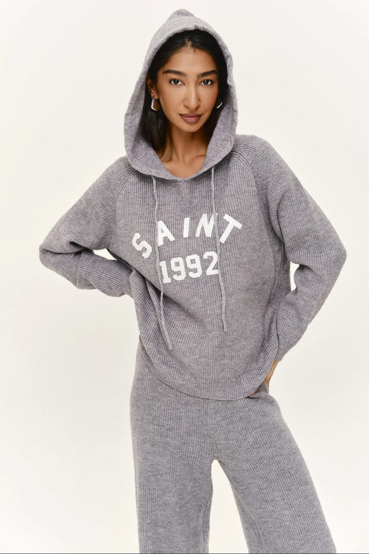 Kvinnors mysiga hoodie med klassisk branding Mirla-Eva Jonsson
